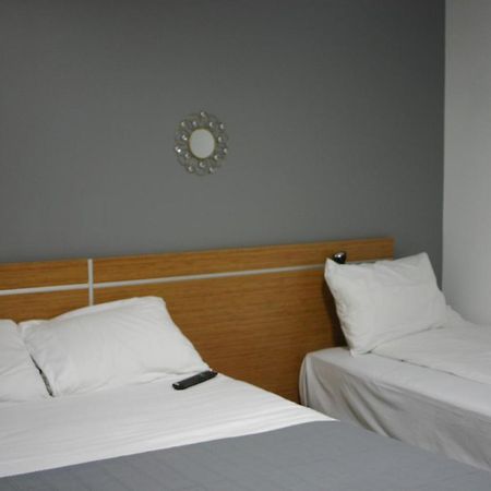 Helios Hotel Poitiers Buitenkant foto