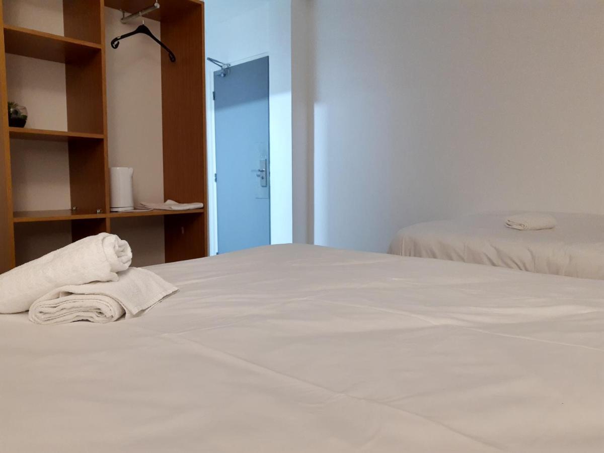 Helios Hotel Poitiers Buitenkant foto