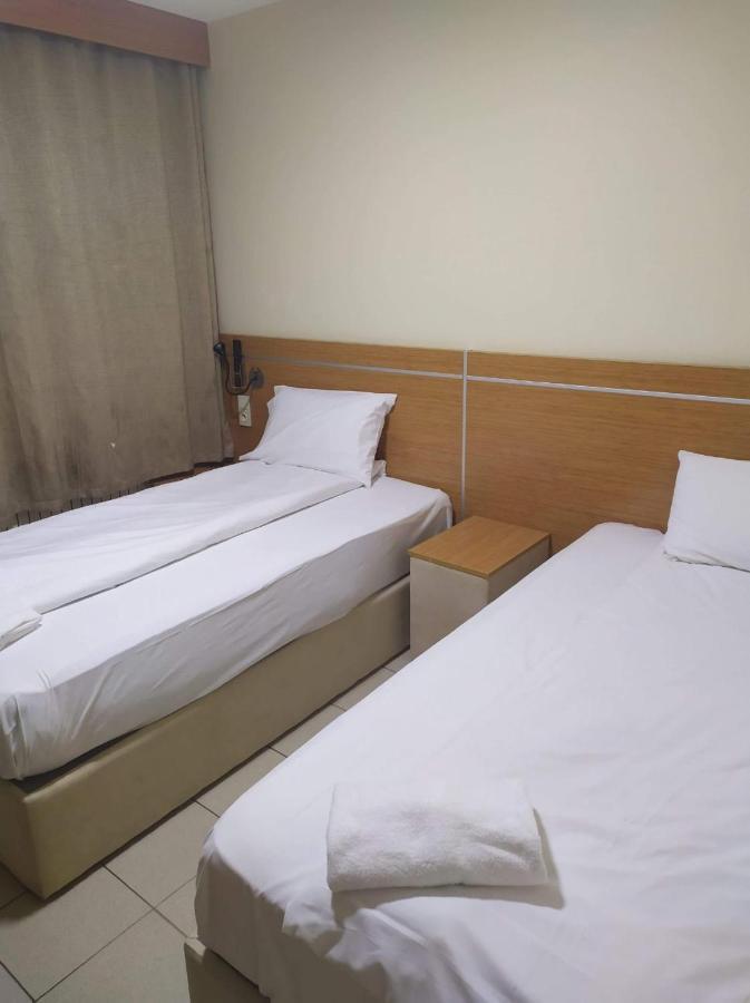 Helios Hotel Poitiers Buitenkant foto