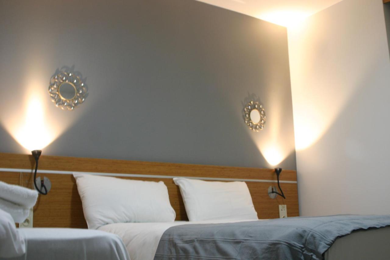 Helios Hotel Poitiers Buitenkant foto